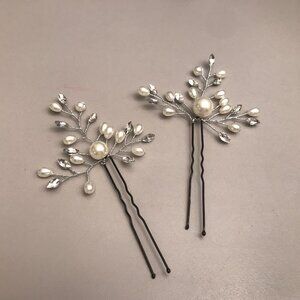 Set of 2 __Pearl and Rhinestone Hair Pins__ Brand New